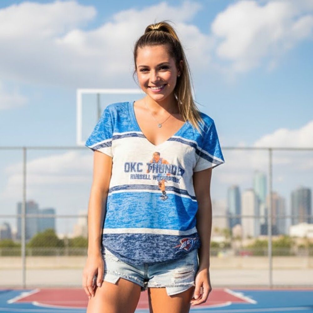 OKC Thunder Russell Westbrook V-Neck Tee Women’s M